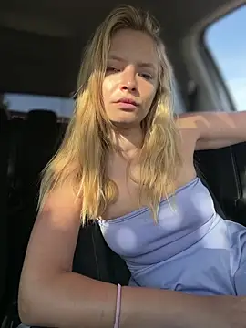 AnastasiaAniess webcam