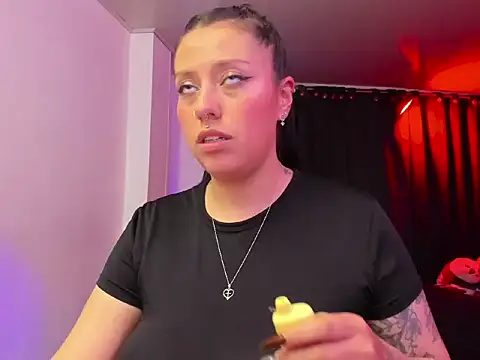 nataliasweet98 live cam on StripChat
