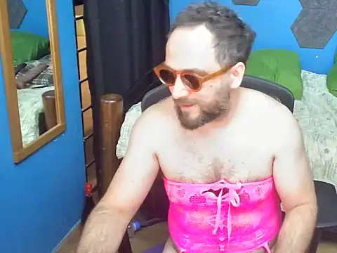 MachoPutito live cam on StripChat