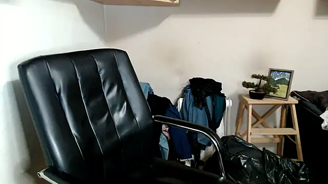 katemodel webcam
