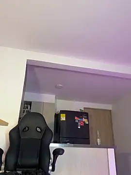 Sassysinqueen live sex cam