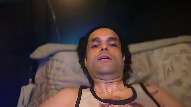 KungFuPanda001 live cam on StripChat