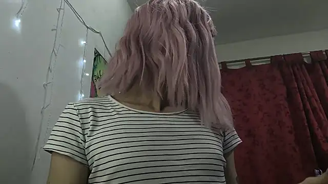 TsSophie_MsSarah webcam