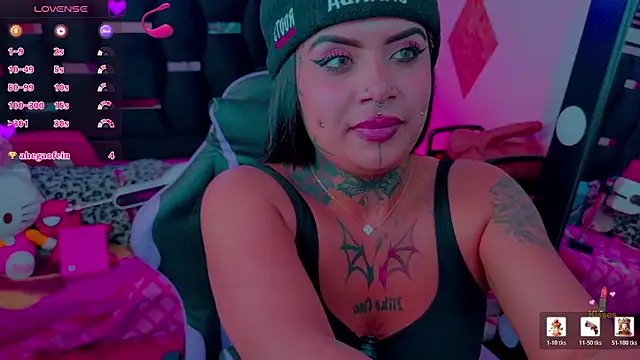LauriInk1 webcam