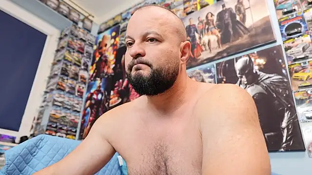 Muscle_Bear webcam