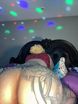 RenaThickAss webcam