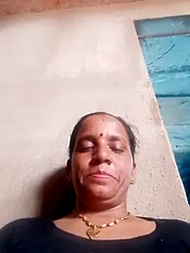 anitarakkoli - Anitarakkoli's free webcam - UK Sex Cams