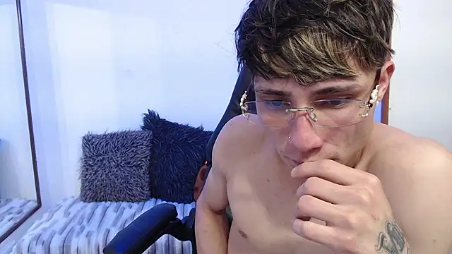 Yao_23 webcam