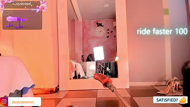 JESSI_NAOMI's room