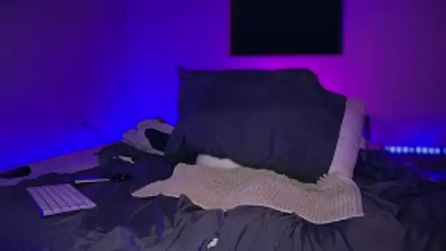 mcklister_kinky_feets webcam