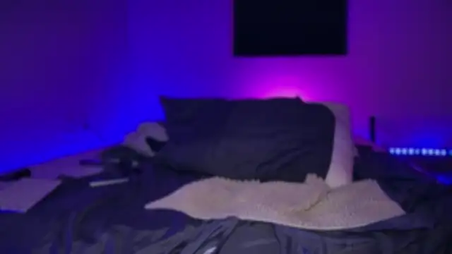 mcklister_kinky_feets webcam