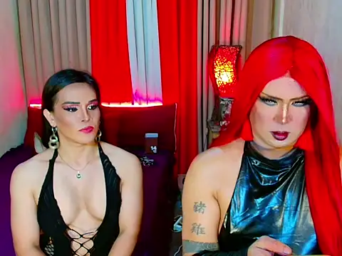 Wildest_Slave_Huntress webcam