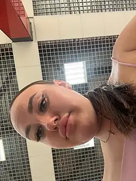 KiraSunshine webcam