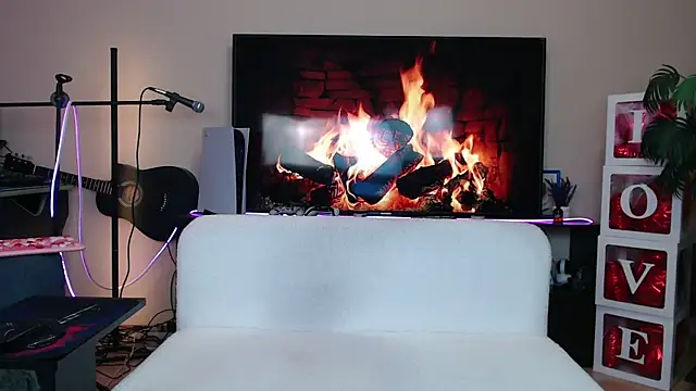 MommyMila84 webcam