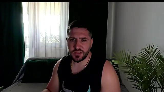 Gold_Alpha_Boy webcam