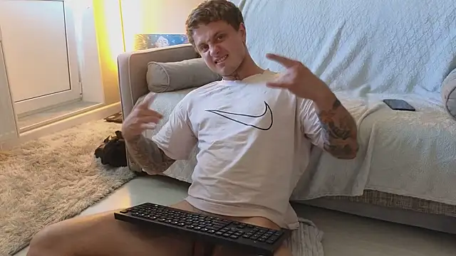 more__than__love webcam