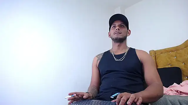 Chris_Dick23 webcam