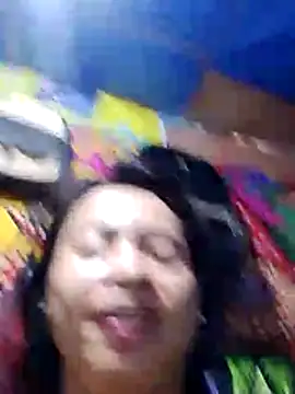 YourHotMenxie18 webcam
