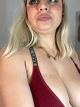 Adeline_1 webcam