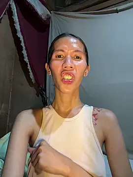 LoveRUBY143 webcam