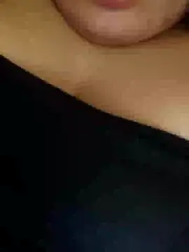 Lobna-66 webcam