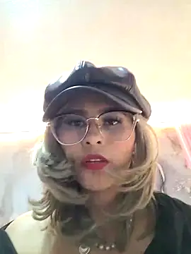 Sharlott_3 webcam