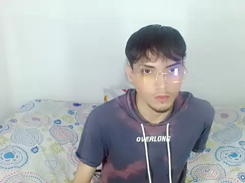 flaco23_latino webcam