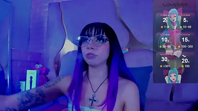 NaniiSisy live cam on StripChat