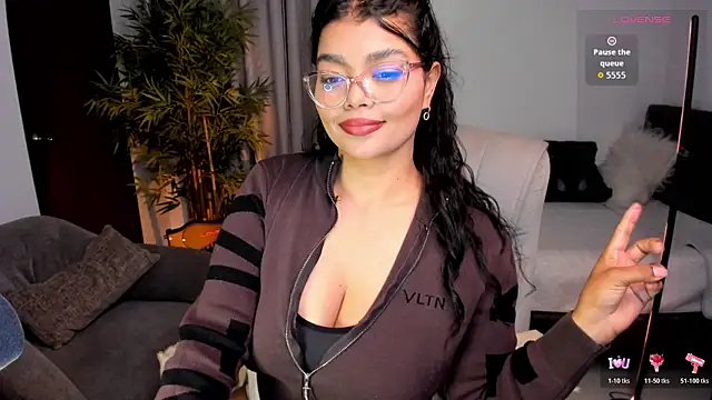 moonhelen webcam
