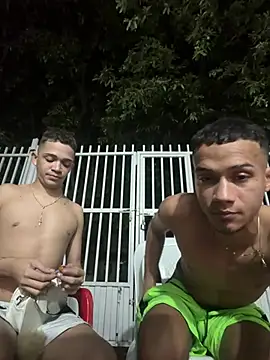 friends_lust_latin webcam