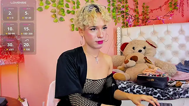 valentinee_xo webcam