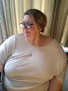 Iceprincess2bad4u webcam