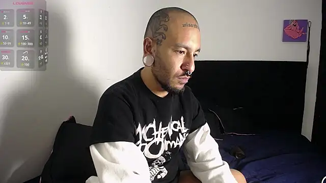 nika_1312 webcam