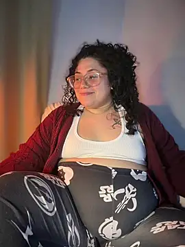 CurlyMilf_Vannexxxa webcam
