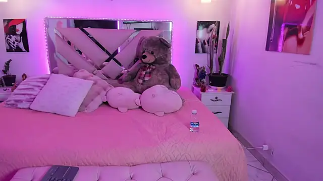 Karly_moon webcam