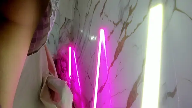 Brenda_lot webcam