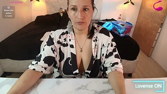 Barbara_fox__ live cam on StripChat