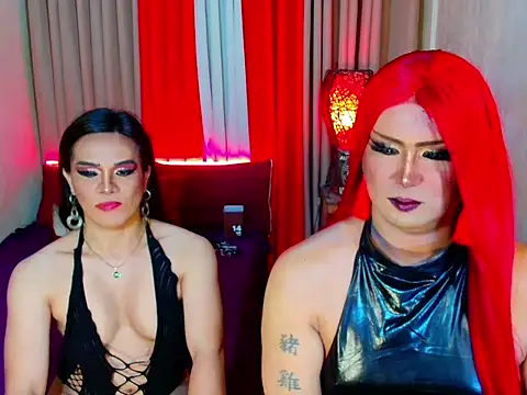 Wildest_Slave_Huntress webcam