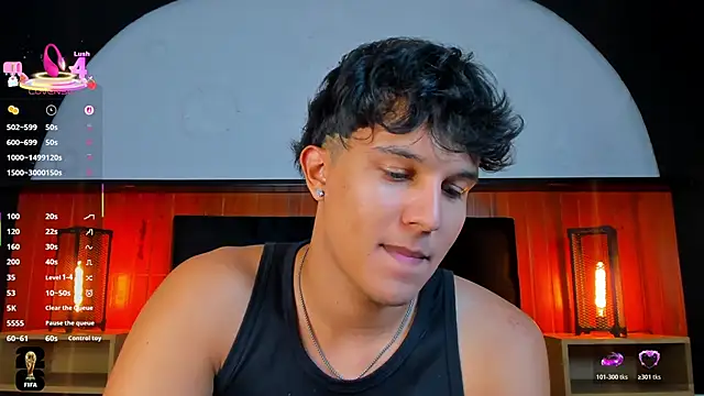 Leo_Savage_ webcam