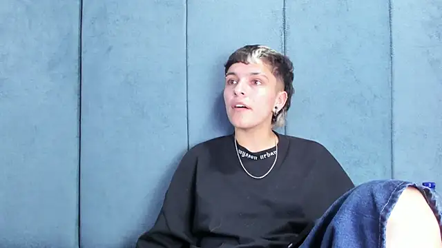 Megan_Thompson_ webcam