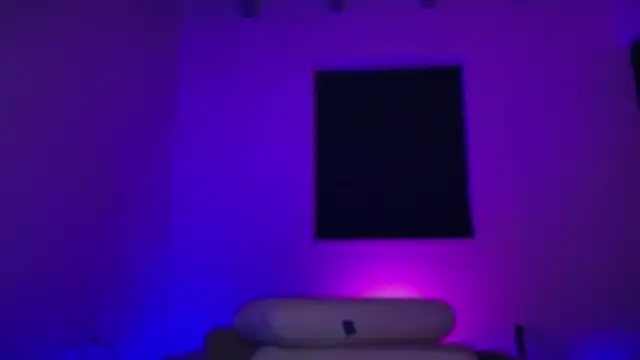 mcklister_kinky_feets webcam