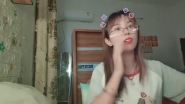 Lili_666 webcam