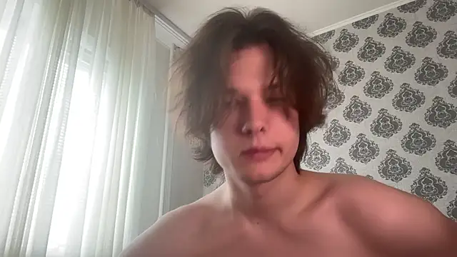 tomasdickpick (M twink) - take off a T-shirt