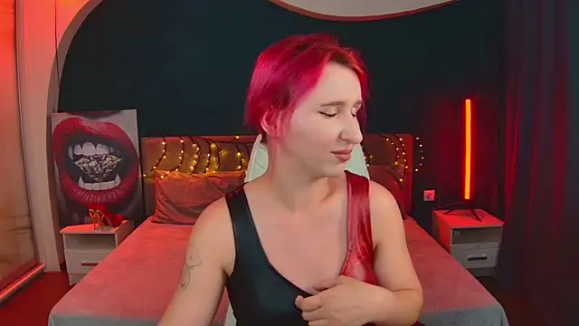 Kriswix live cam on StripChat