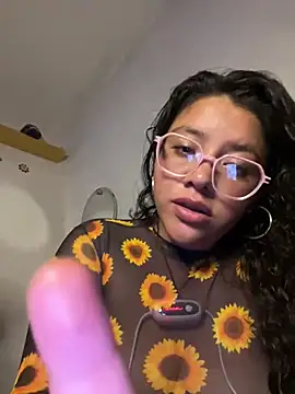 vivi_kvsh - Vivi_Kvsh's free webcam - UK Sex Cams