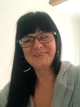 AliceSwan57