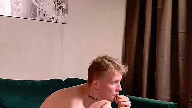 SweetBoyAlexx