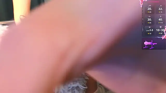 AudreyMell live sex cam