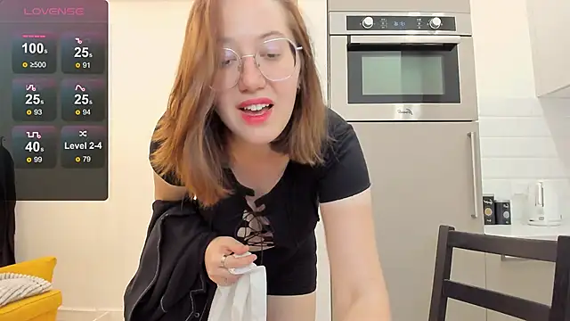 Charmy_Gracy webcam
