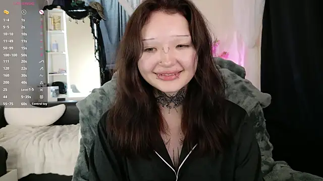 lein_bone (F teen) - Flash tits